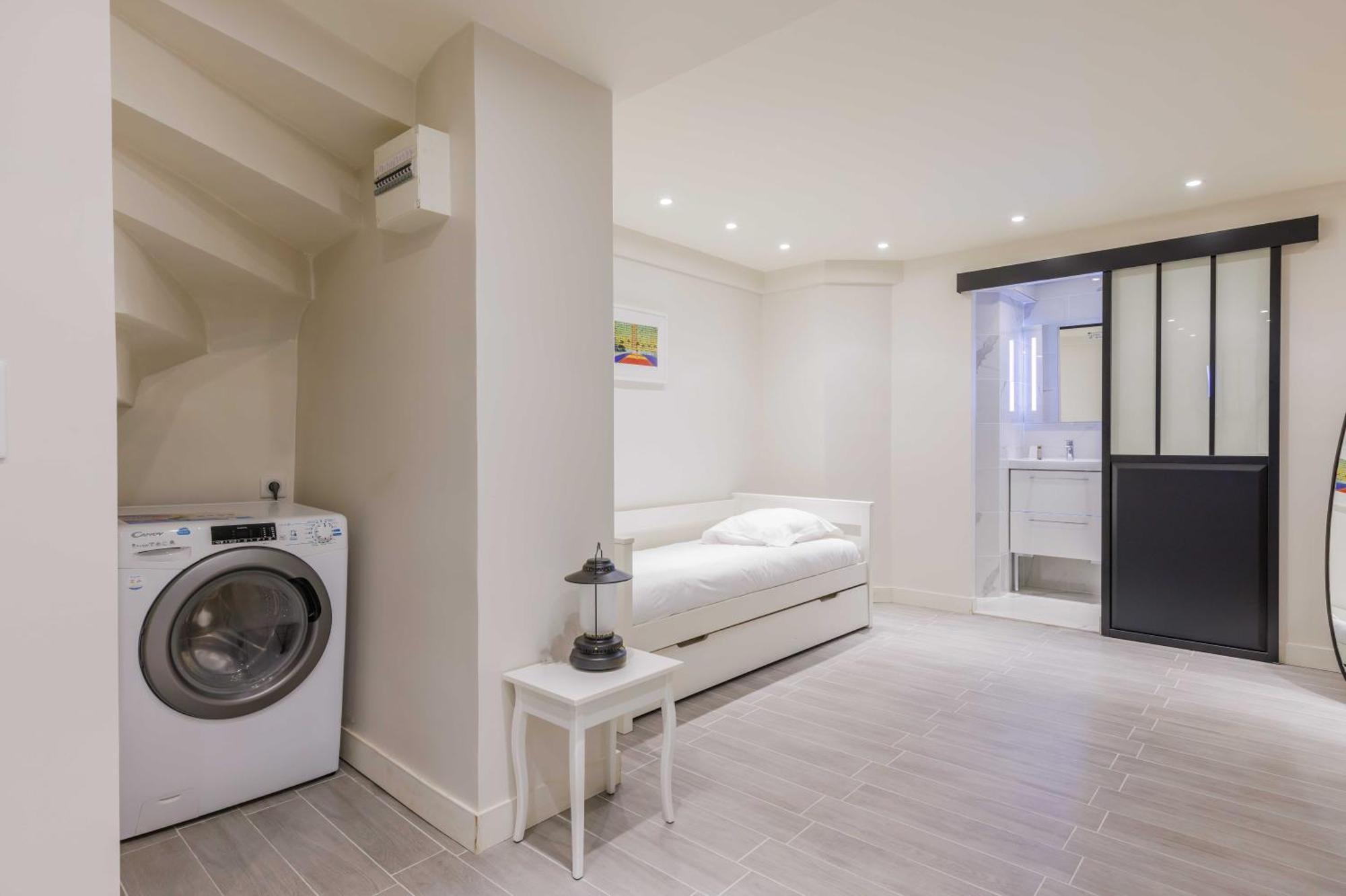 Modern - 2br - 6p - Saint-ambroise Parijs