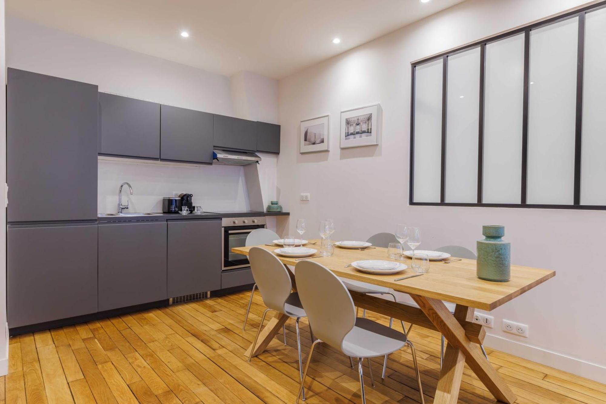 Modern - 2br - 6p - Saint-ambroise Appartement
